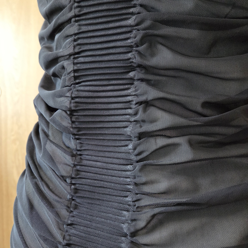 Athleta Black Mesh Rouched Back Tank - Picture 5 of 12